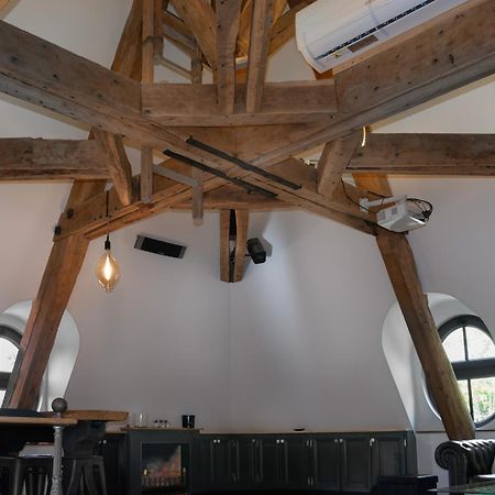 Loft Dans Le Clocher Face Au Chateau Bonnelles Zewnętrze zdjęcie