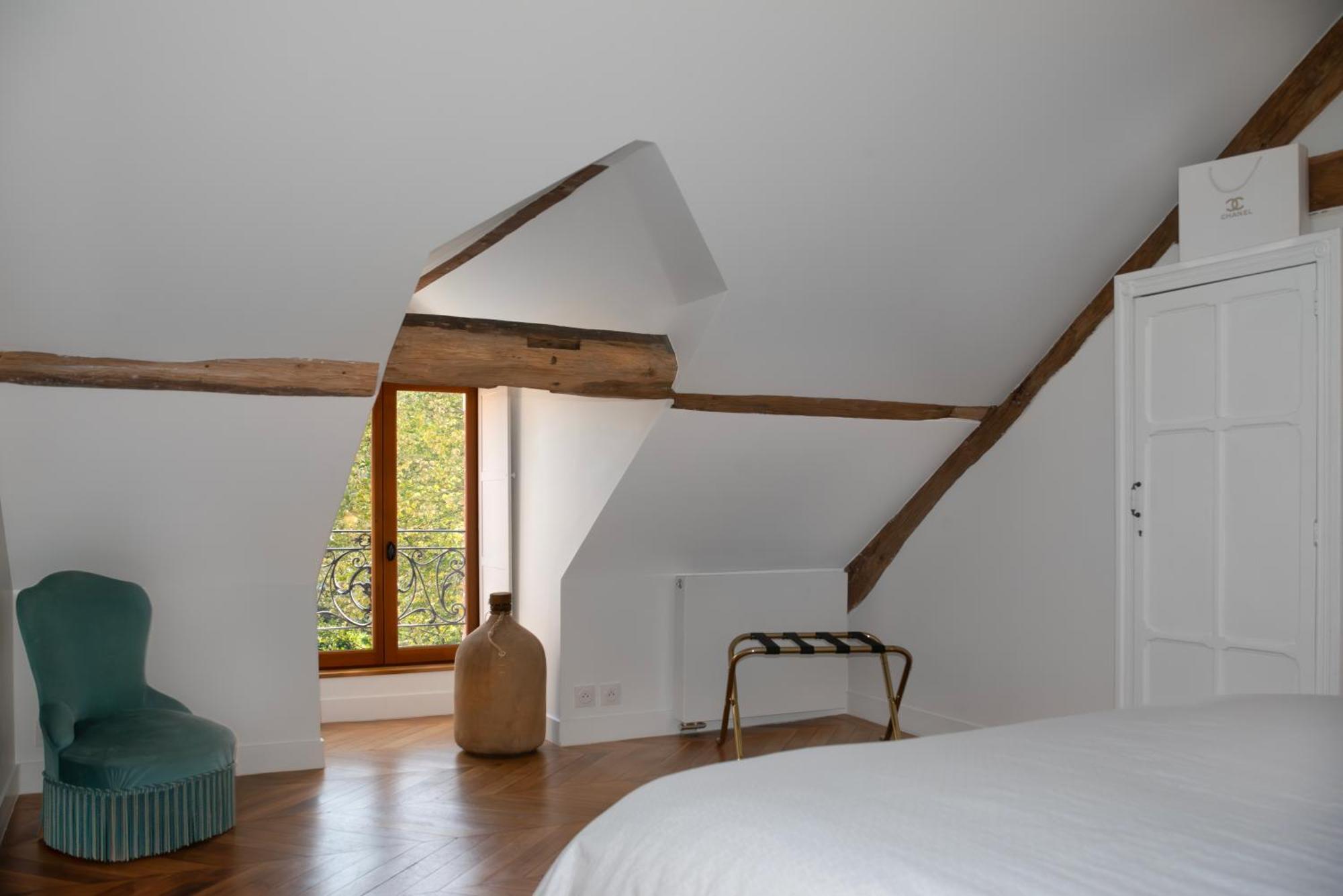 Loft Dans Le Clocher Face Au Chateau Bonnelles Zewnętrze zdjęcie